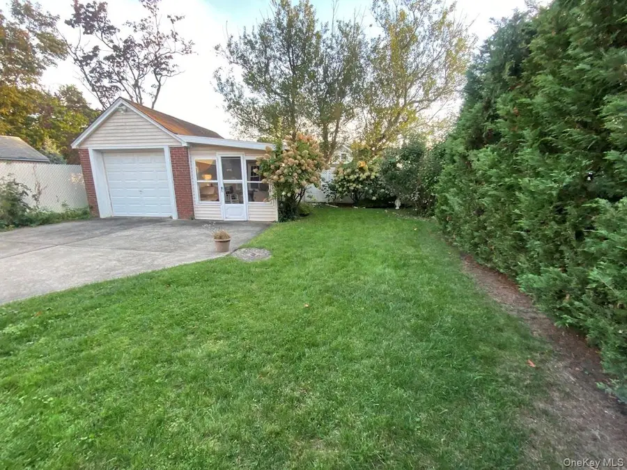 10 Purdy Court, Rockville Centre, NY 11570 - Image #2