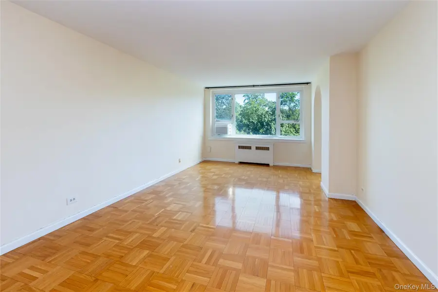 5355 Henry Hudson Parkway #6D, Bronx, NY 10471 - Image #2