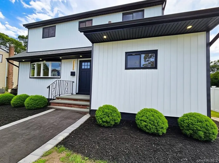 109 North Drive, Massapequa, NY 11758 - Image #3