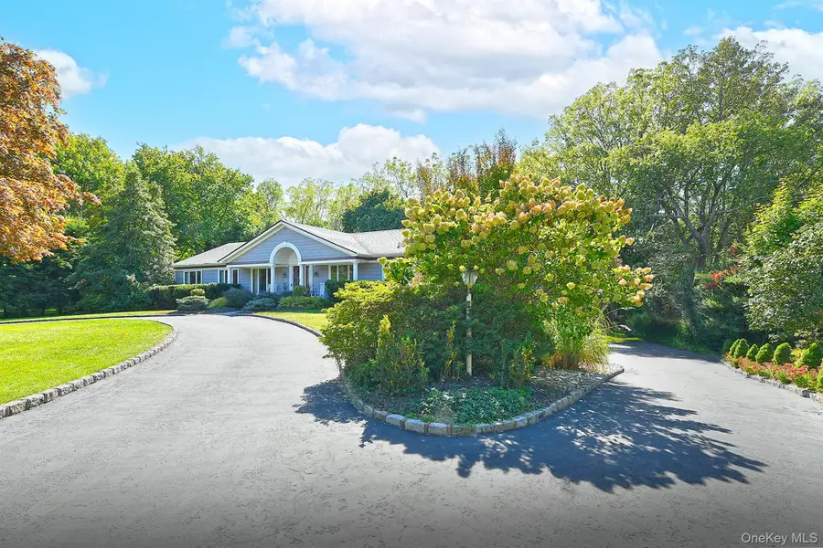 13 Green Knoll Court, Northport, NY 11768 - Image #3