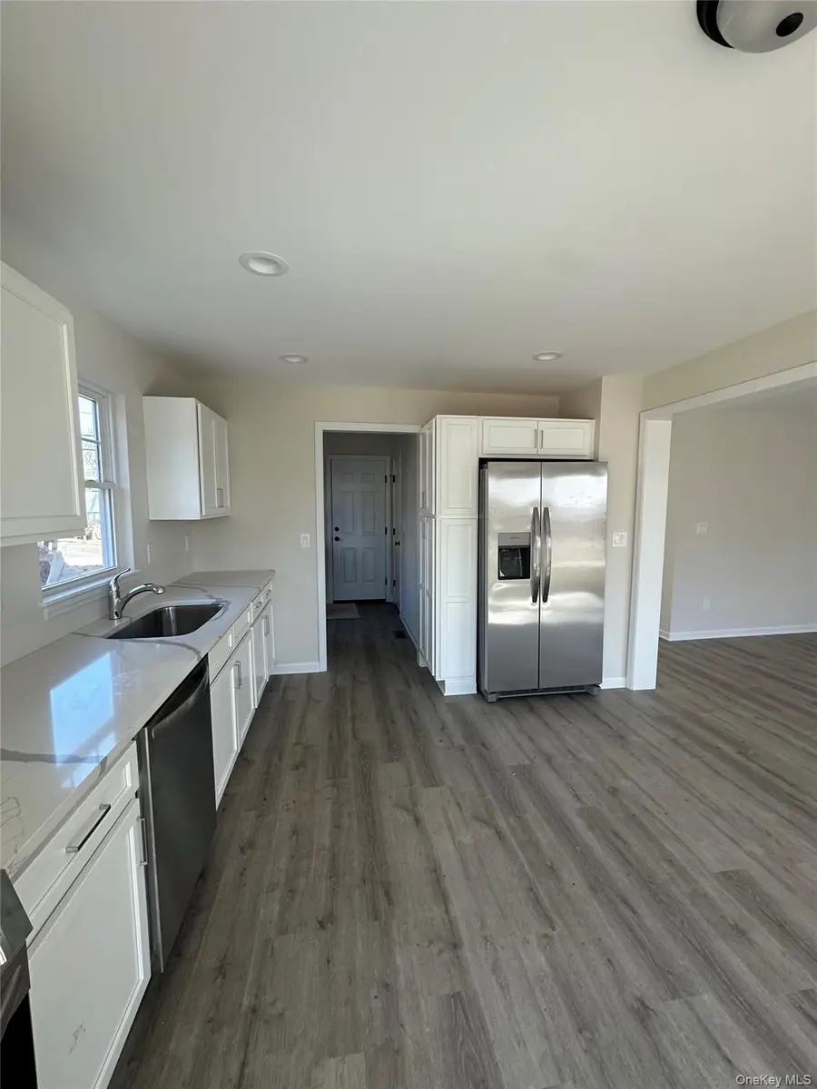 5 Cooper Avenue, Huntington Station, NY 11746 - Image #2