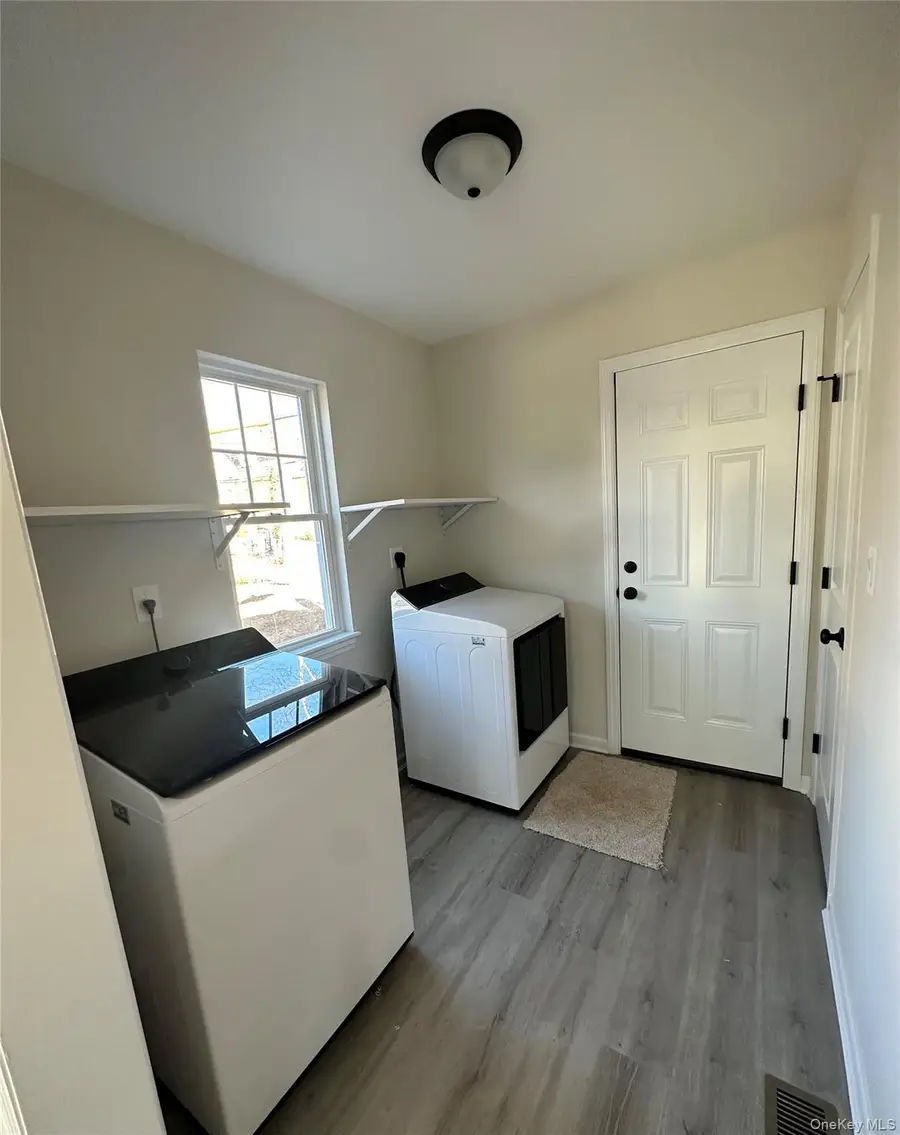 5 Cooper Avenue, Huntington Station, NY 11746 - Image #3