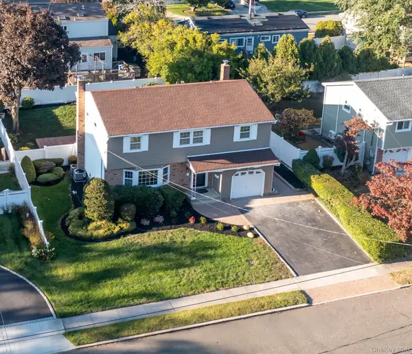 123 Erlanger Boulevard, North Babylon, NY 11703