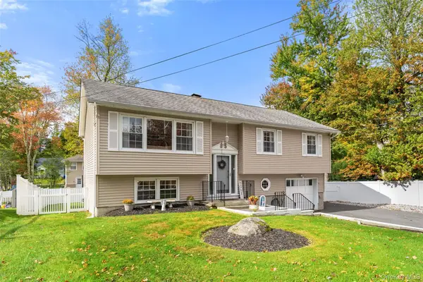 1699 Hanover Street, Yorktown Heights, NY 10598