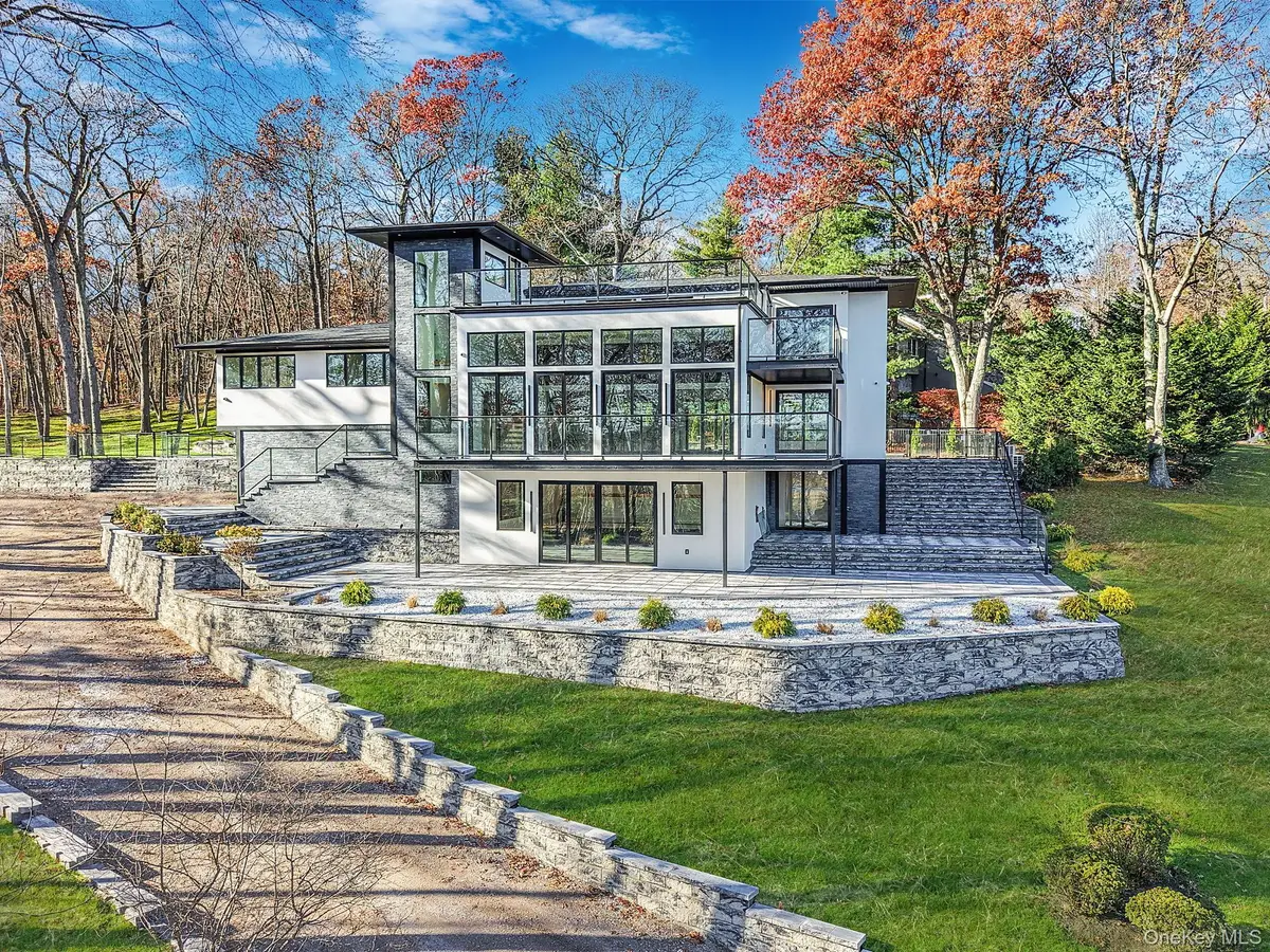 7 Riverview Terrace, Smithtown, NY 11787 - Image #1