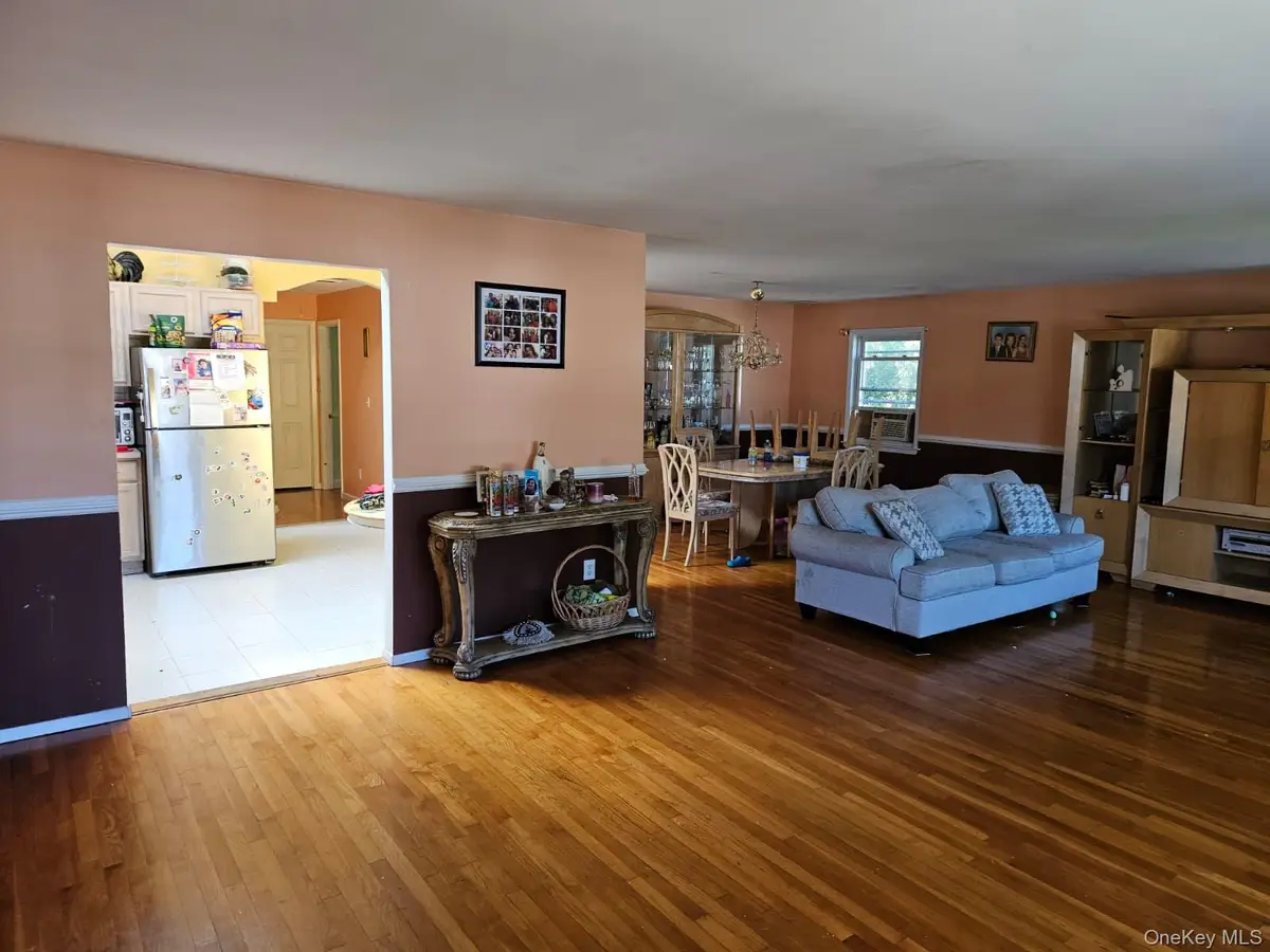 638 May Street, South Hempstead, NY 11550 - Image #1