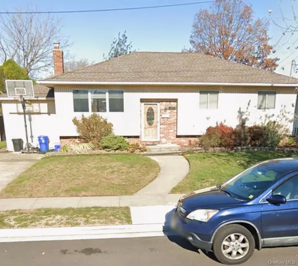 374 Vermont Avenue, Oceanside, NY 11572