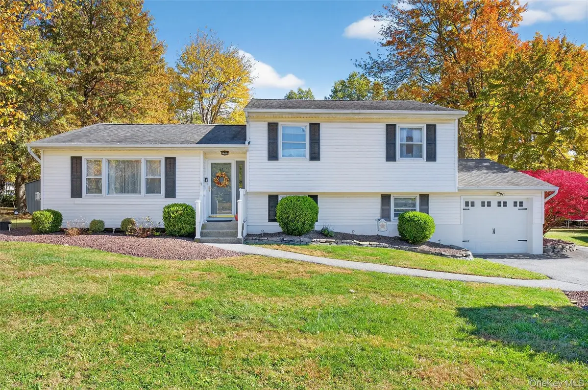 14 Somerset Drive, Washingtonville, NY 10992 - Image #1