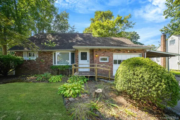 25 Hazard Avenue, Huntington Station, NY 11746