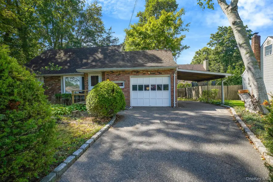 25 Hazard Avenue, Huntington Station, NY 11746 - Image #3