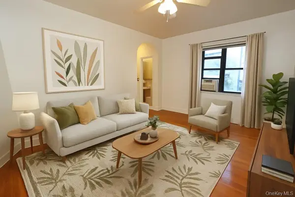 120 Stonelea Place #3M, New Rochelle, NY 10801