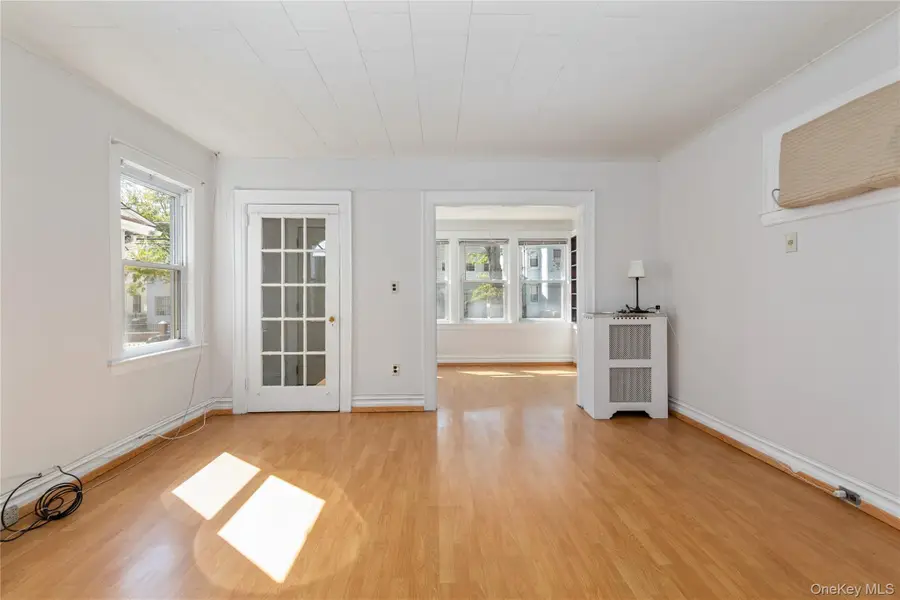 9037 180th Street, Jamaica, NY 11432 - Image #3