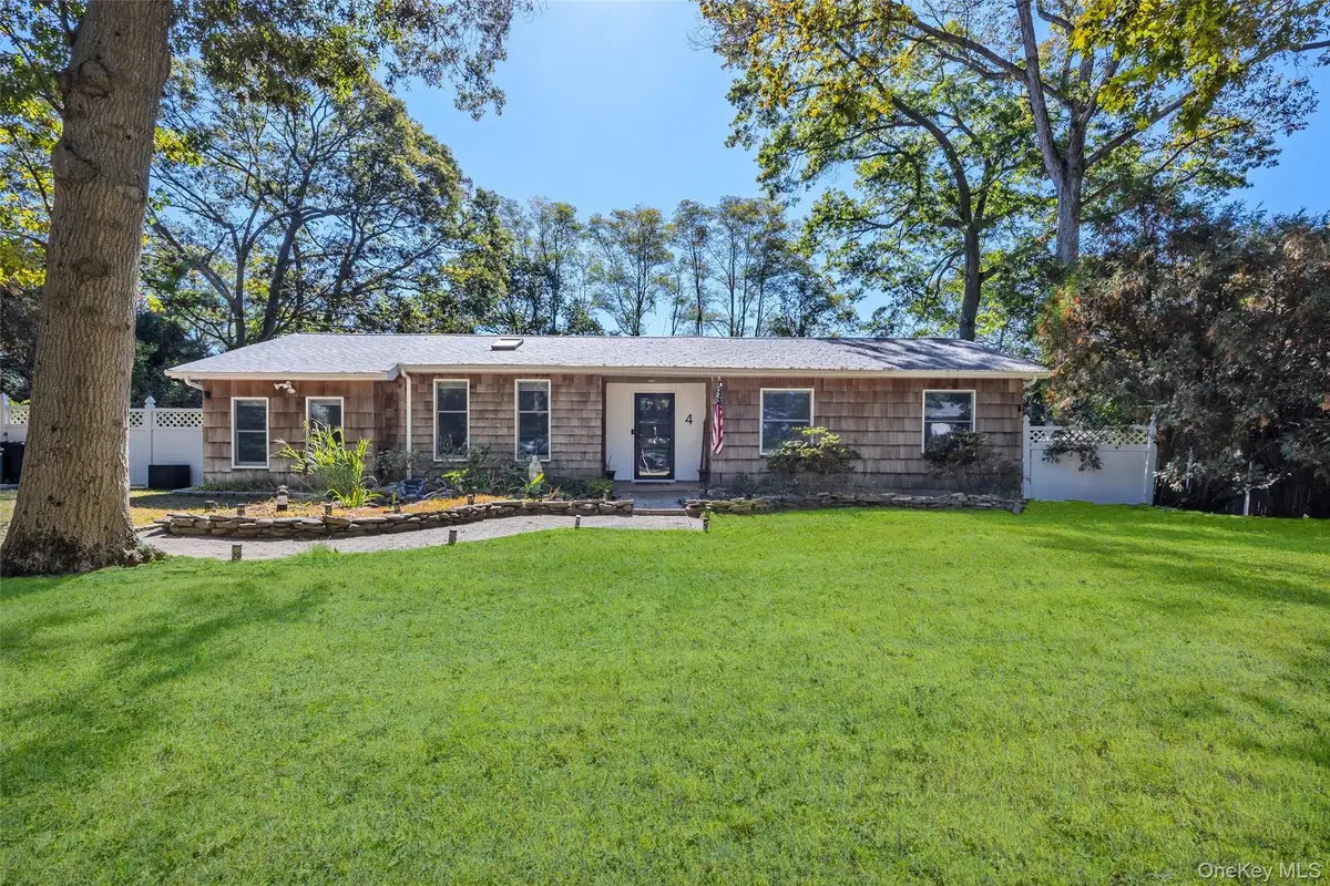 4 Model Court, Rocky Point, NY 11778 - Image #1