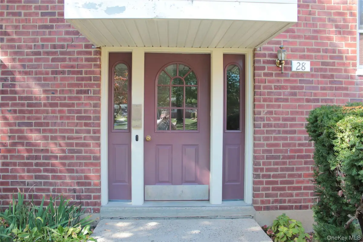 28 Dehaven Drive #1E, Yonkers, NY 10701 - Image #1