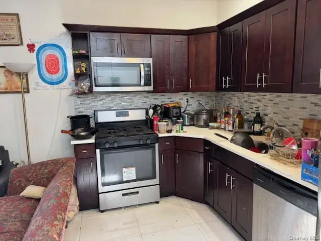 186 Howard Avenue, Brooklyn, NY 11233 - Image #3