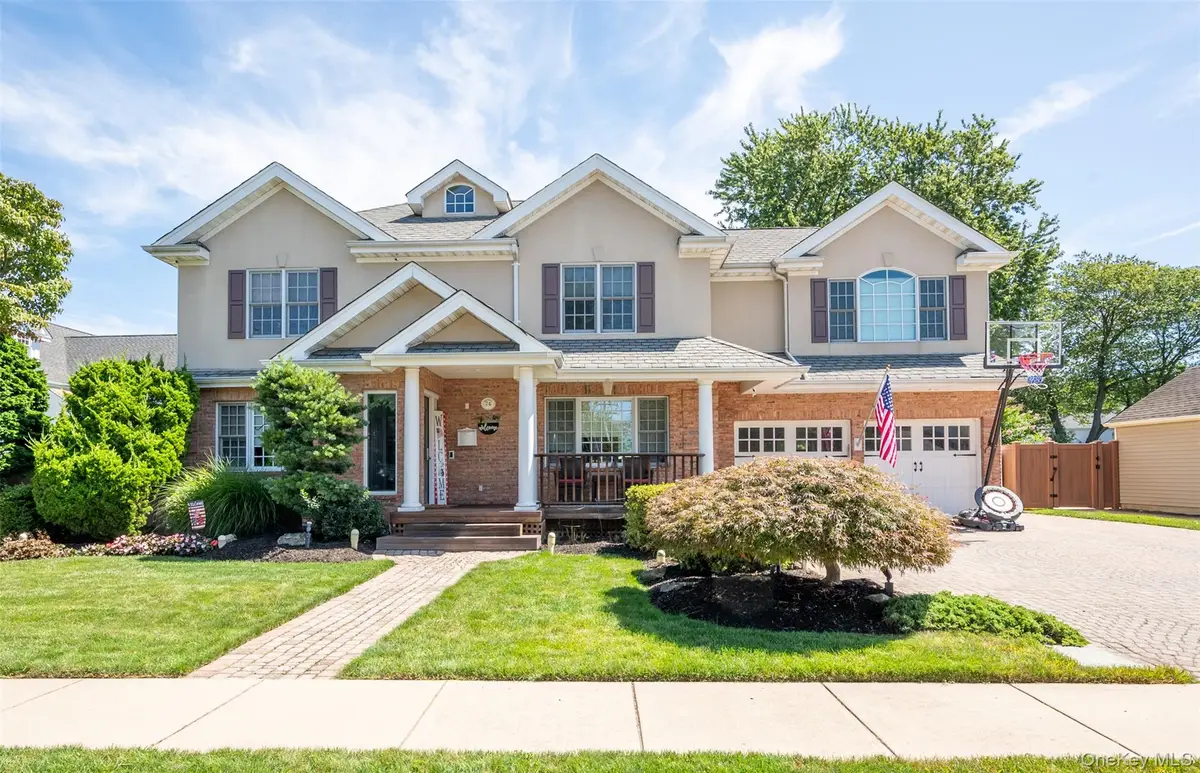 74 Broadway, Bethpage, NY 11714 - Image #1