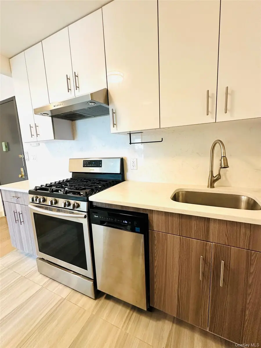 62-98 Woodhaven Blvd #6F, Rego Park, NY 11374 - Image #3