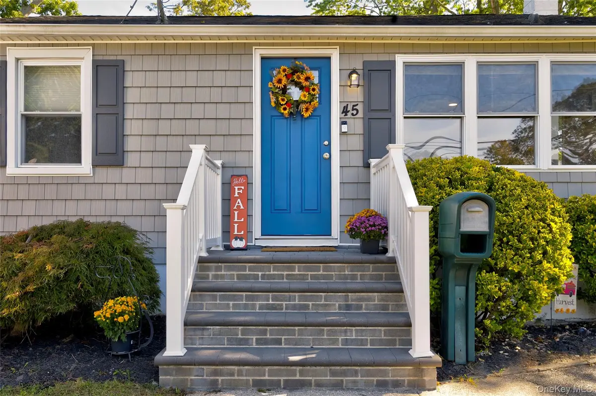 45 Reilly Street, West Islip, NY 11795 - Image #1