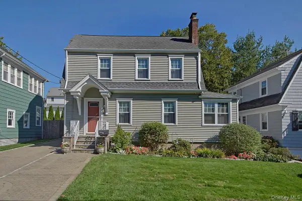 72 Ogden Avenue, White Plains, NY 10605