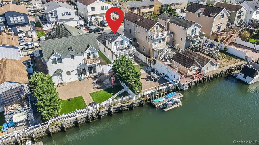 252 Arthur Street, Freeport, NY 11520 - Image #2