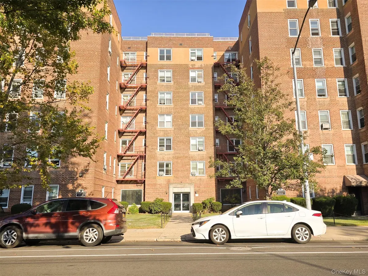 30-11 Parsons Boulevard #4O, Flushing, NY 11354 - Image #1
