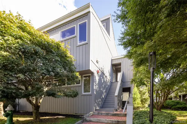 514 Pantigo Road #16, East Hampton, NY 11937