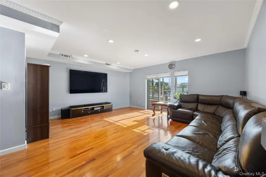 2881 Cropsey Avenue #3A, Brooklyn, NY 11214 - Image #2