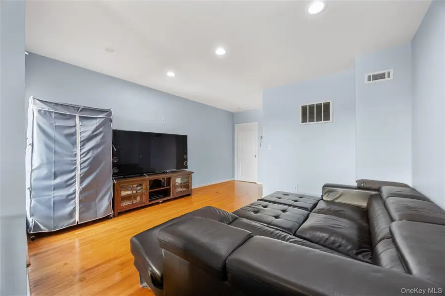 2881 Cropsey Avenue #3A, Brooklyn, NY 11214 - Image #3