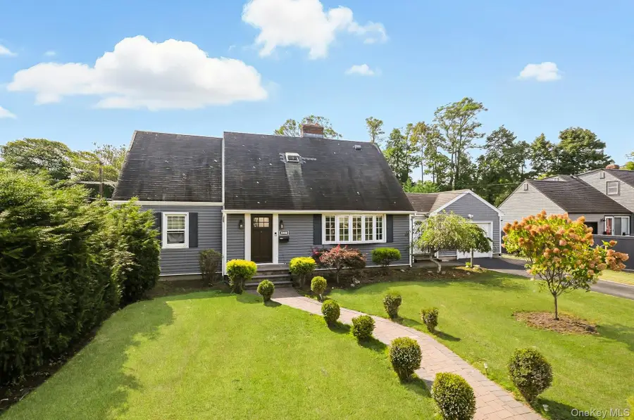 3208 Linden Street, Wantagh, NY 11793 - Image #2