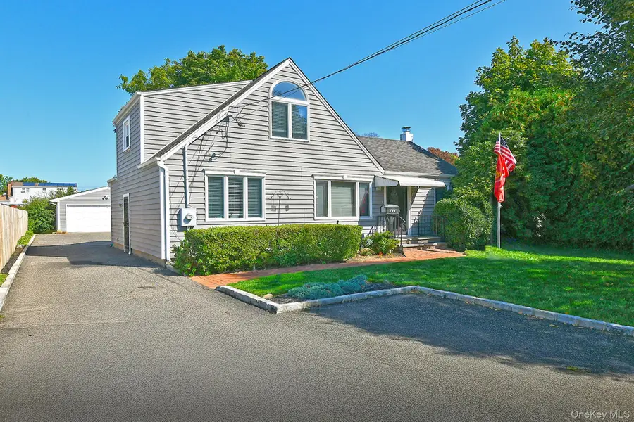 109 W 21st Street, Huntington Station, NY 11746 - Image #3