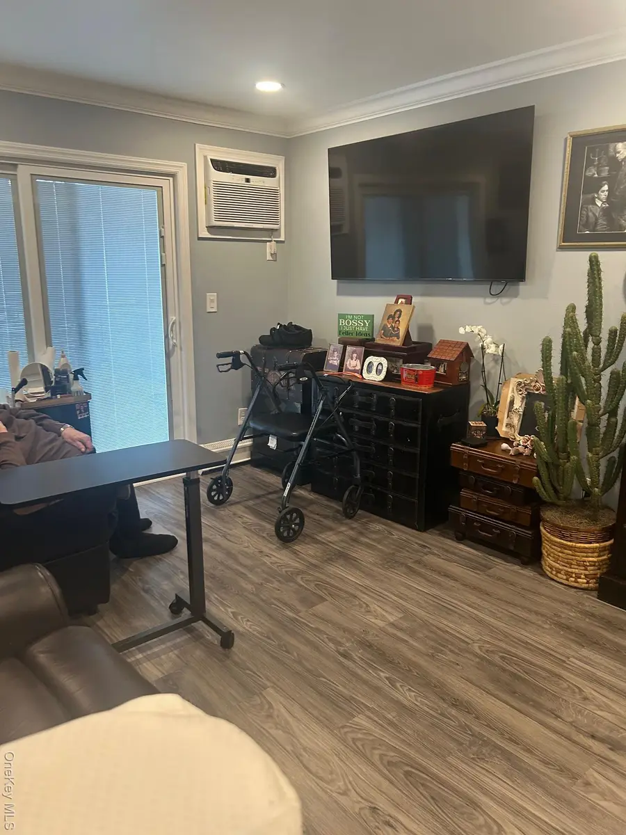 177 San Juan Drive, Hauppauge, NY 11788 - Image #2