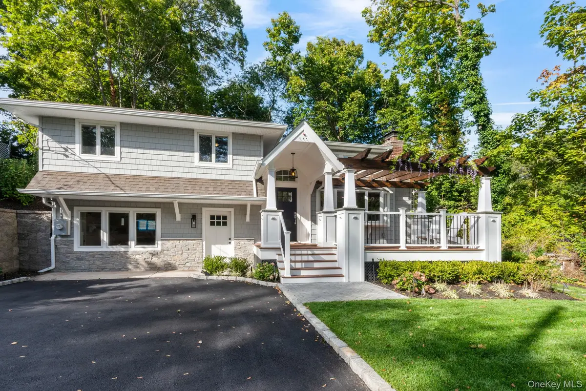 33 Alsace Place, Northport, NY 11768 - Image #1