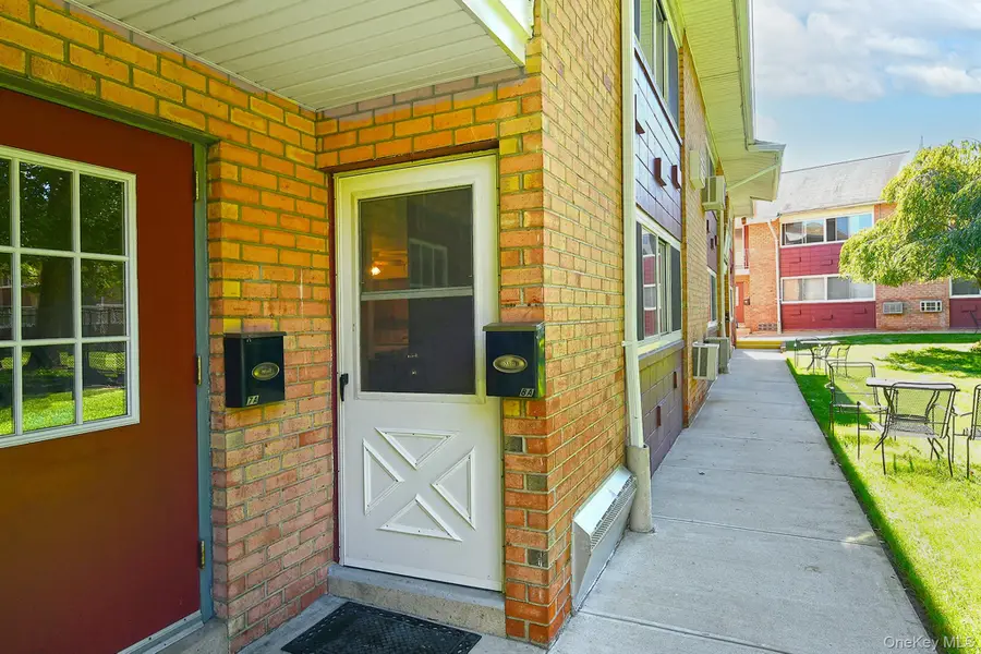 400 Fulton Street #8A, Farmingdale, NY 11735 - #2