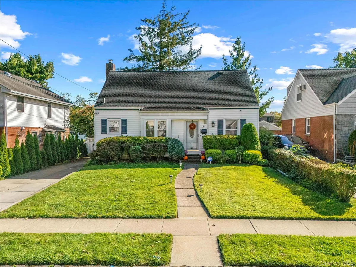 38 Primrose Drive, New Hyde Park, NY 11040 - Image #1