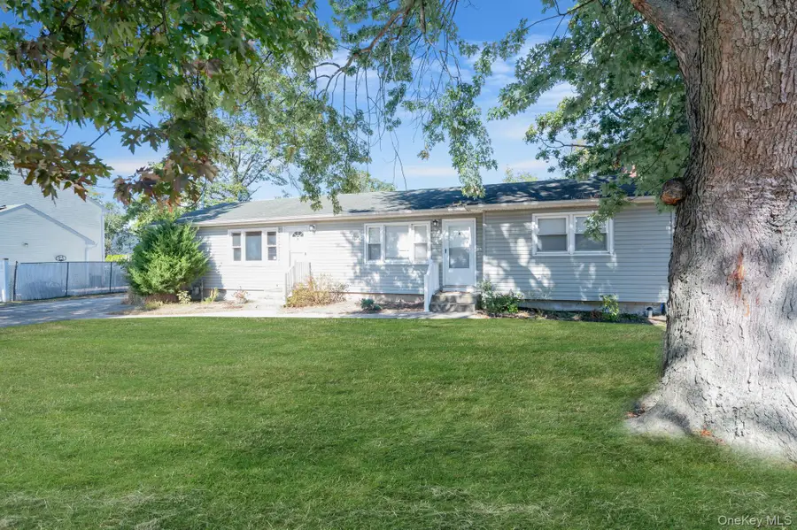 61 Kellum Street #A and B, North Lindenhurst, NY 11757 - Image #3