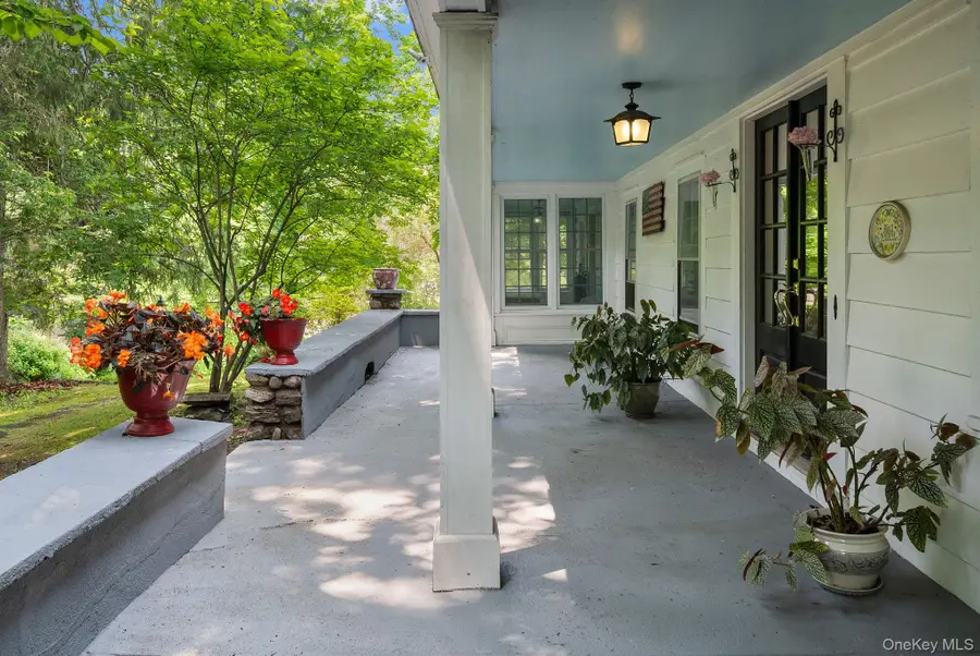 27 Bedford Road, Pleasantville, NY 10570 - Image #2