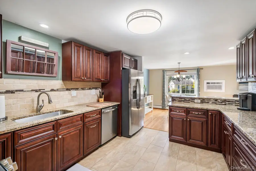 4 Lancer Drive, Newburgh, NY 12550 - Image #2