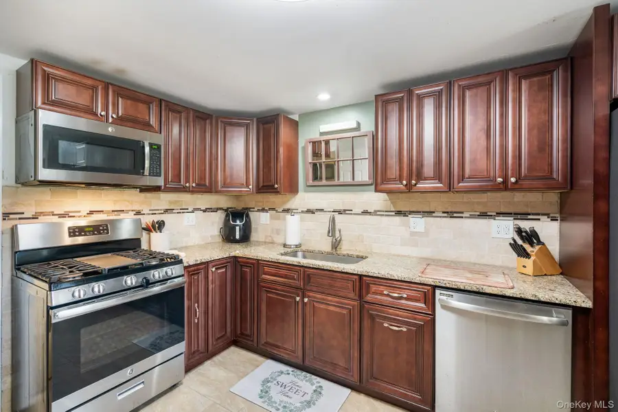 4 Lancer Drive, Newburgh, NY 12550 - Image #3