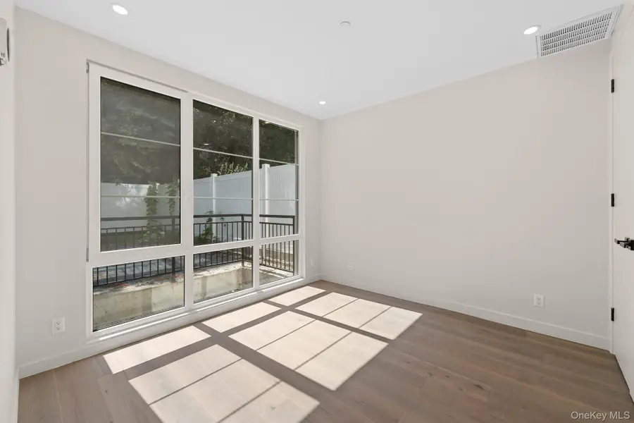 310 Fenimore St, Brooklyn, NY 11225 - Image #2