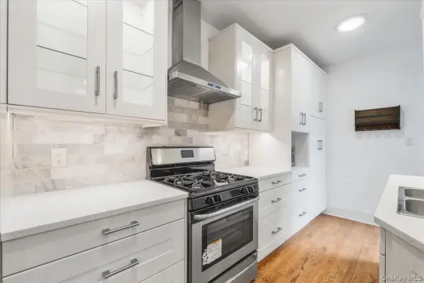 30 Windsor Terrace #4J, White Plains, NY 10601