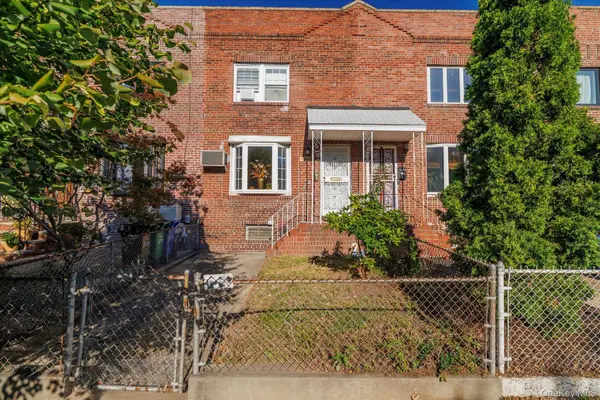 2068 28th Street, Astoria, NY 11105