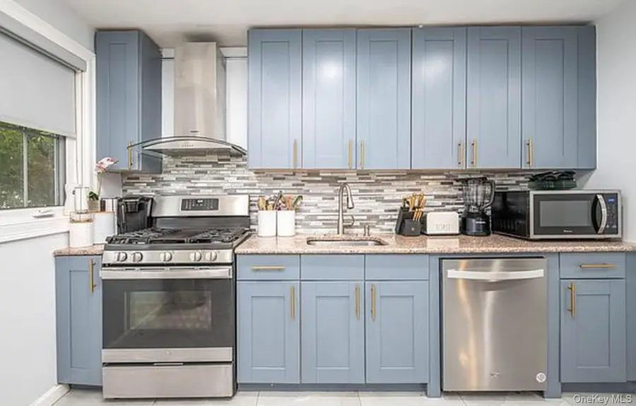 24111 Weller Avenue, Rosedale, NY 11422 - Image #3