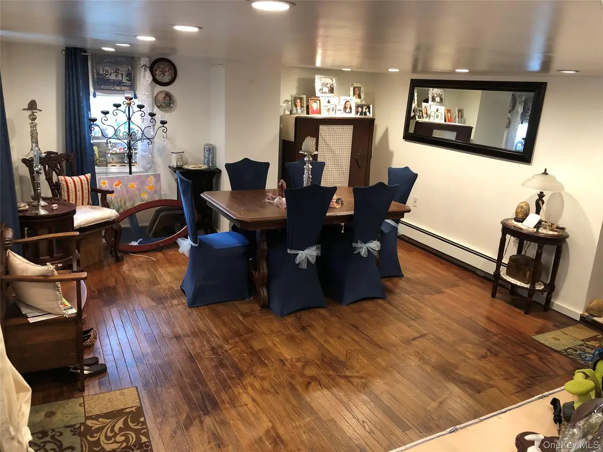 1673 Northern Boulevard, Roslyn, NY 11576 - Image #1