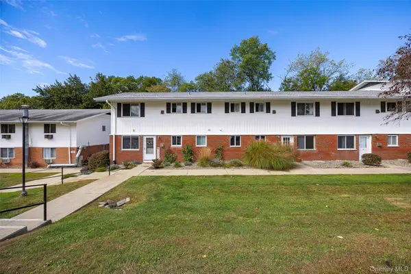 321 Titusville Road #D12, Poughkeepsie, NY 12603