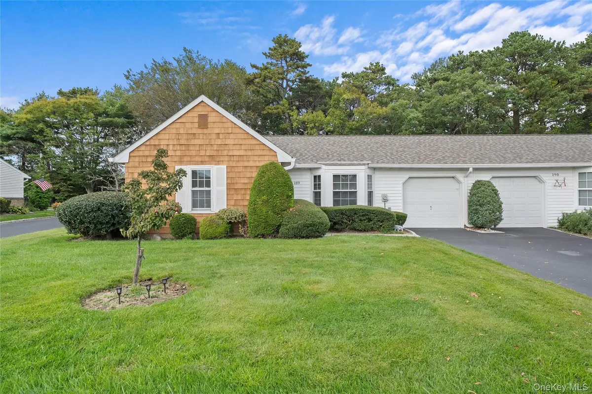 189 Revere Drive #189, Sayville, NY 11782 - Image #1