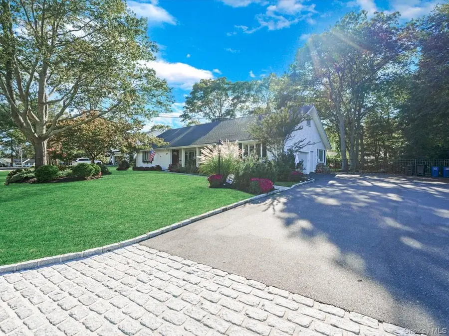 28 S Pinelake Drive, Patchogue, NY 11772 - Image #2