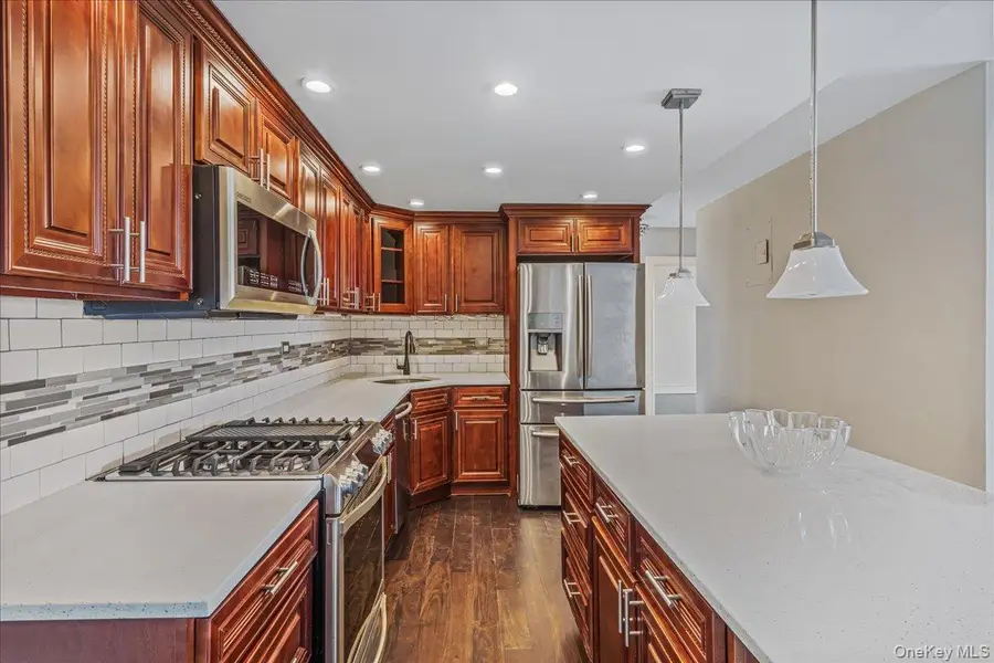 18-15 215th Street #10 P, Bayside, NY 11360 - Image #2