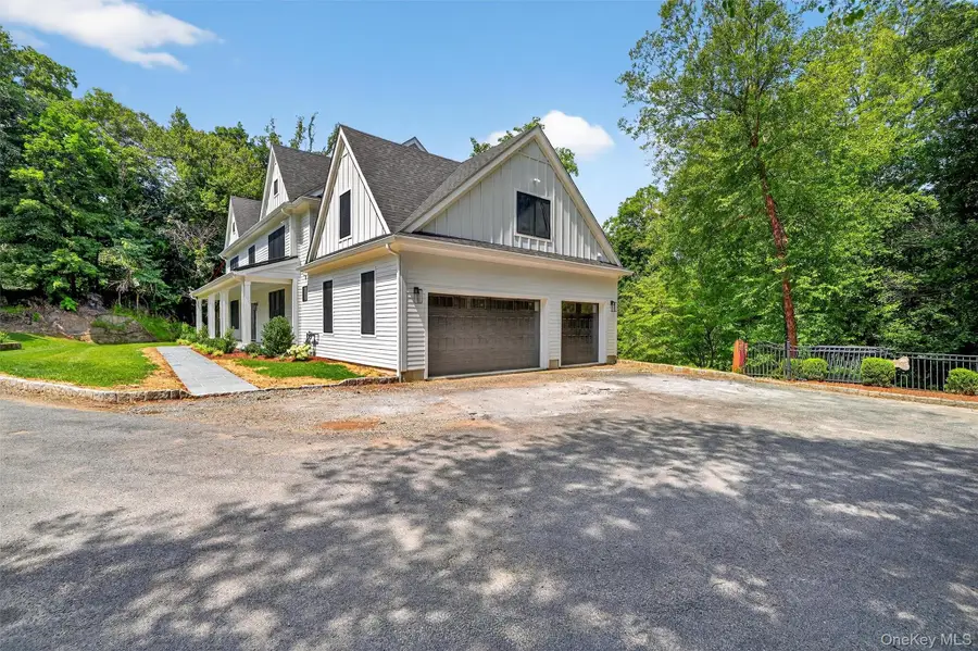 9 Flanders Lane, Cortlandt Manor, NY 10567 - Image #3