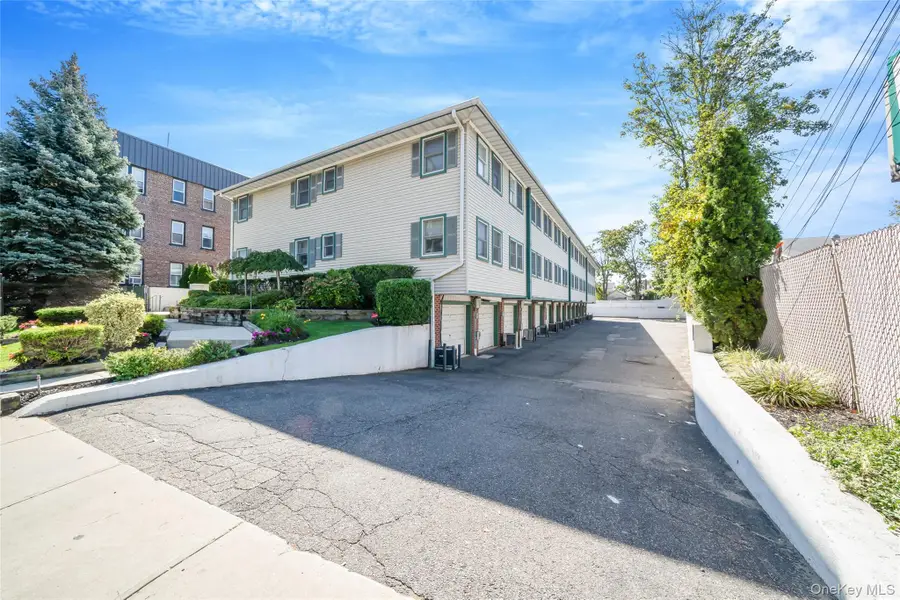 183 Atlantic Avenue #2, Lynbrook, NY 11563 - Image #3