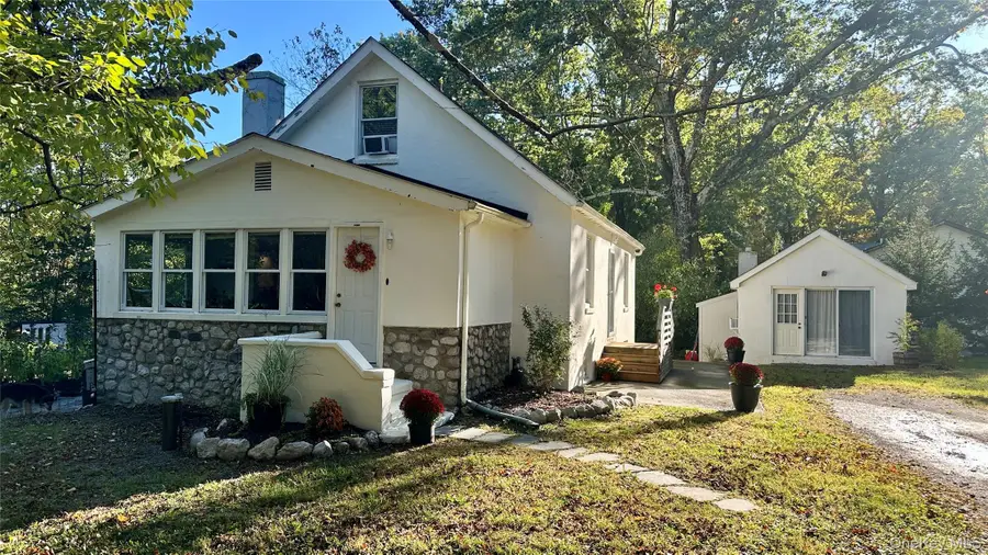 740 N Mountain Road, Gardiner, NY 12525 - Image #2